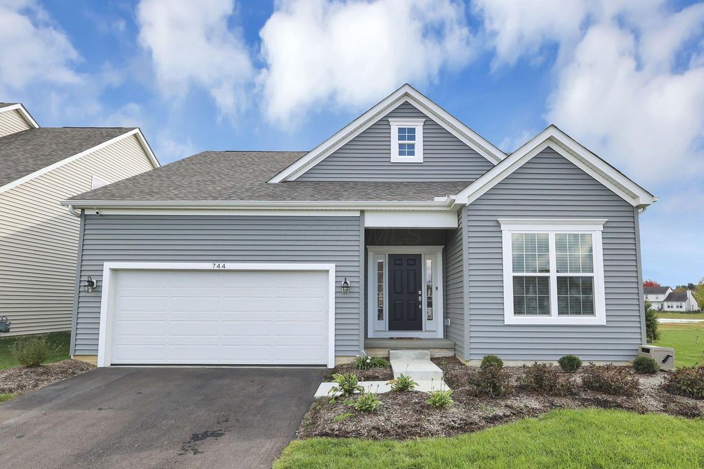744 Clark Drive, Reynoldsburg, OH 43068