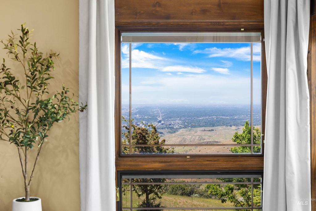 6329 E Wildhorse Ln, Boise, ID 83712 photo 20