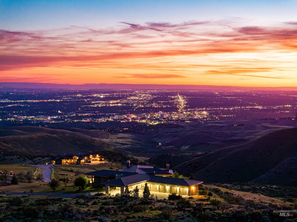 6329 E Wildhorse Ln, Boise, ID 83712 photo 3