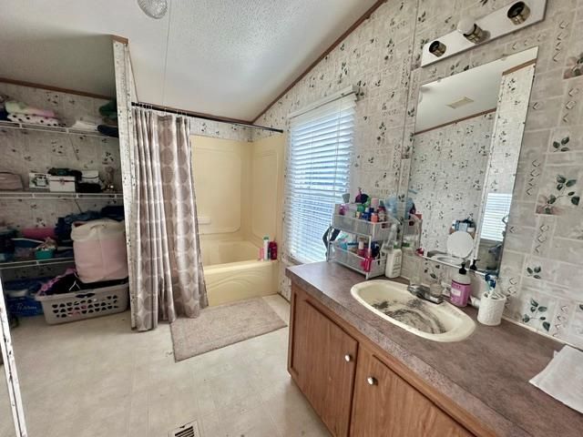 106 Ramirez ST, Kyle, TX 78640