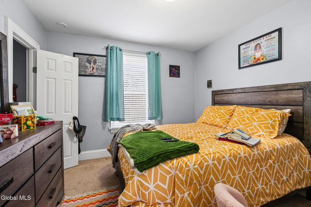 3220 Balltown Road, Schenectady, NY 12304