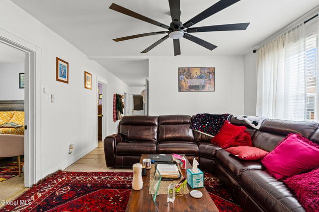 3220 Balltown Road, Schenectady, NY 12304