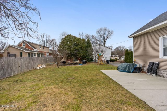 3220 Balltown Road, Schenectady, NY 12304