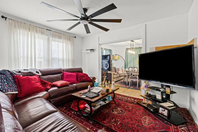 3220 Balltown Road, Schenectady, NY 12304