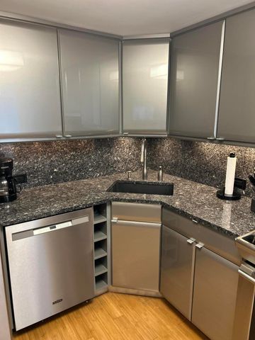 1200 S Flagler Drive 1702, West Palm Beach, FL 33401