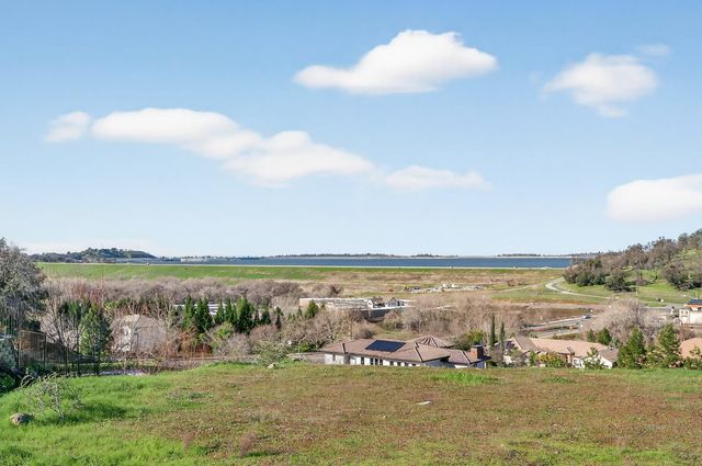 3215 Bordeaux Dr, El Dorado Hills, CA 95762