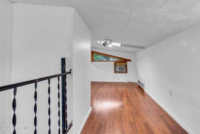 215 Sunset Lane, Howell, NJ 07731