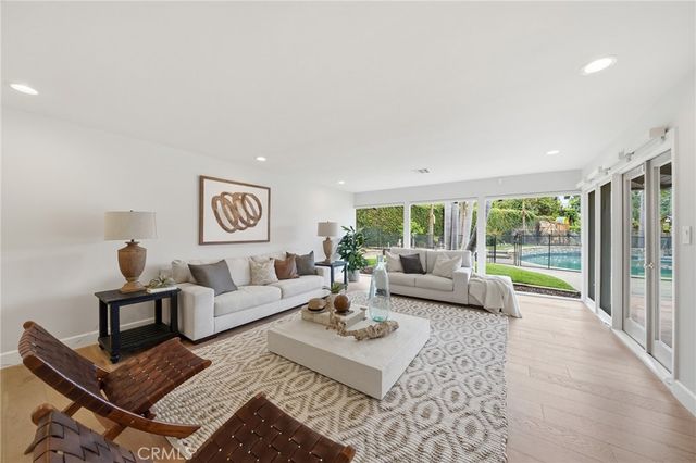 900 Paloma Place, Fullerton, CA 92835