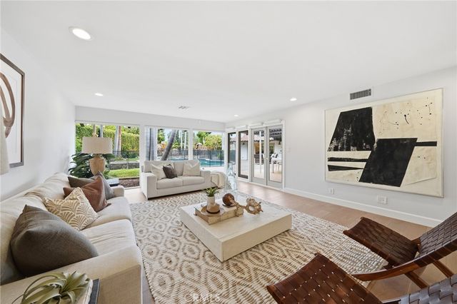 900 Paloma Place, Fullerton, CA 92835