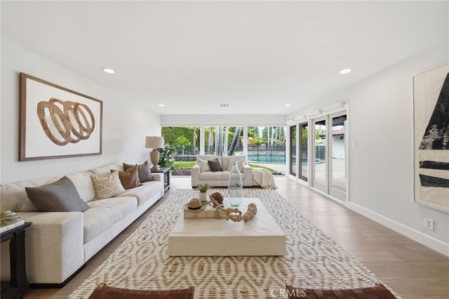 900 Paloma Place, Fullerton, CA 92835