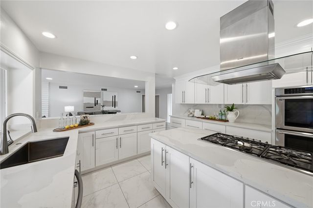 900 Paloma Place, Fullerton, CA 92835