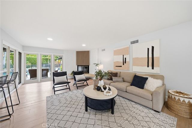 900 Paloma Place, Fullerton, CA 92835