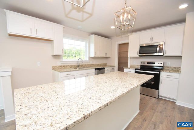 427 AMICK RD #AW3, Louisa, VA 23093