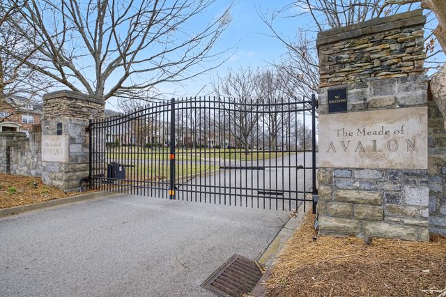 250 Pennystone Cir, Franklin, TN 37067