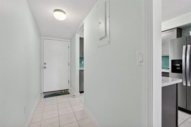 1640 JUNO TRAIL 102A, Astor, FL 32102