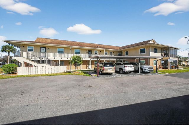 1640 JUNO TRAIL 102A, Astor, FL 32102