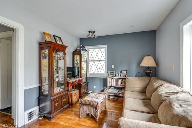 18860 Lorain Road, Fairview Park, OH 44126