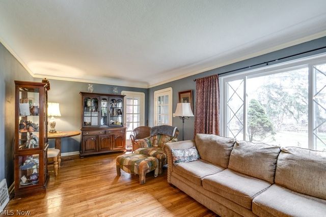 18860 Lorain Road, Fairview Park, OH 44126