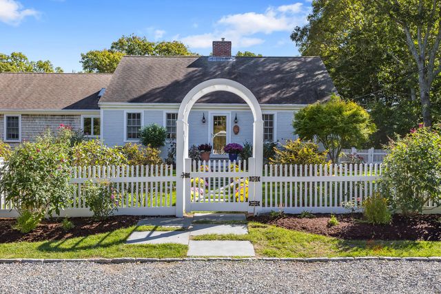 33 Pine Orchard Road, Harwich, MA 02645