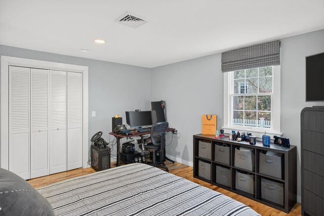 33 Pine Orchard Road, Harwich, MA 02645