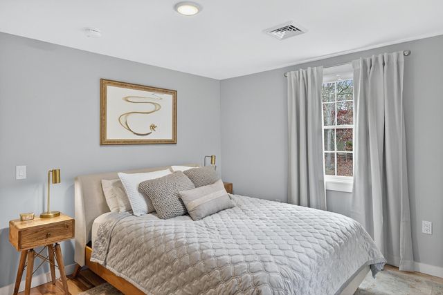 33 Pine Orchard Road, Harwich, MA 02645