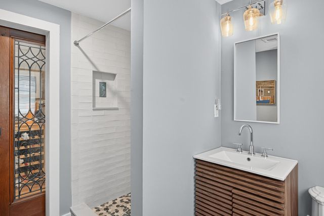 33 Pine Orchard Road, Harwich, MA 02645