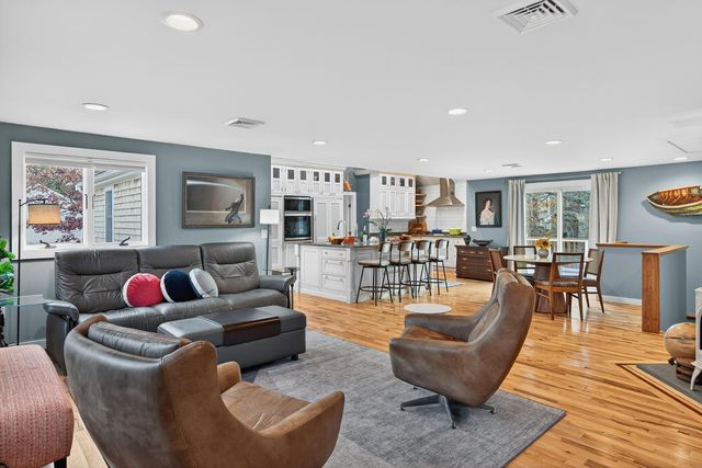 33 Pine Orchard Road, Harwich, MA 02645