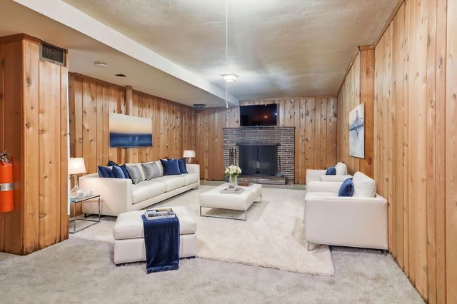 3016 Perry Avenue N, Golden Valley, MN 55422