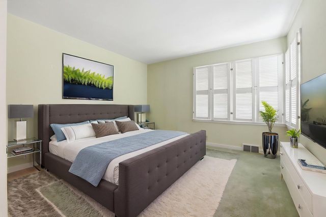 3016 Perry Avenue N, Golden Valley, MN 55422