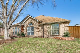 1377 Prairie Drive, Lewisville, TX 75067
