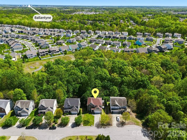 879 Ivy Trail Way, Fort Mill, SC 29715