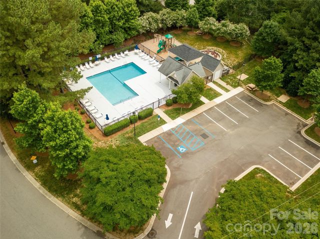 879 Ivy Trail Way, Fort Mill, SC 29715