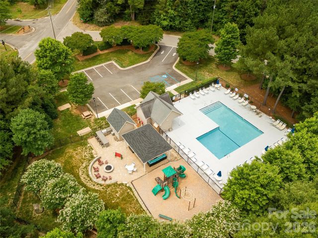 879 Ivy Trail Way, Fort Mill, SC 29715