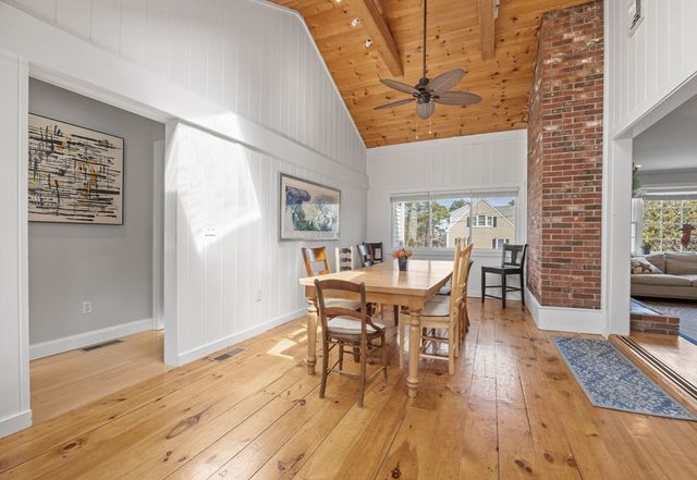 18 Captain Towne Rd, Sandwich, MA 02537