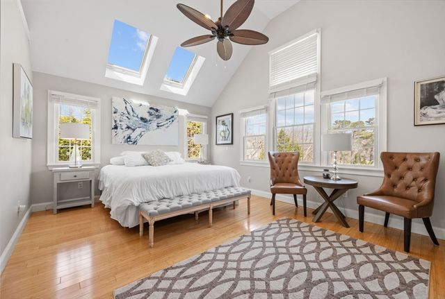 18 Captain Towne Rd, Sandwich, MA 02537