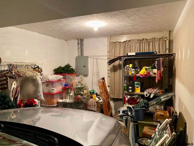 15034 Tibbles Street, Omaha, NE 68116