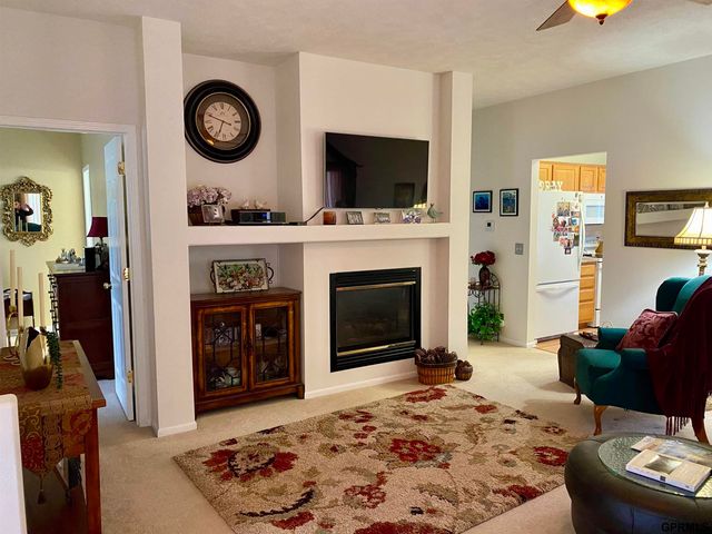 15034 Tibbles Street, Omaha, NE 68116