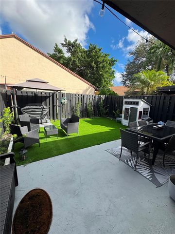 11083 NW 38th Place, Sunrise, FL 33351