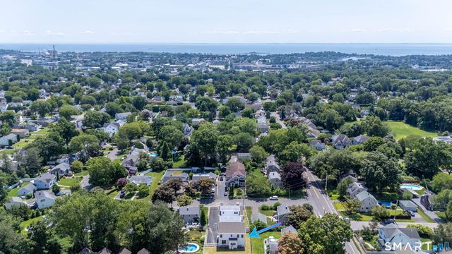 30 country Road, Fairfield, CT 06824