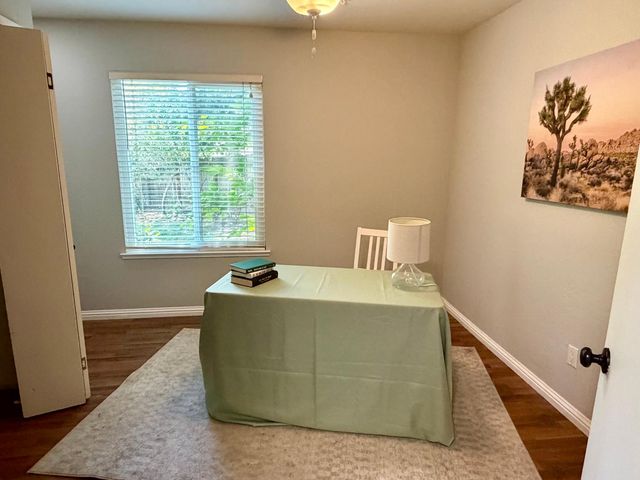 3910 La Honda Way, Carmichael, CA 95608