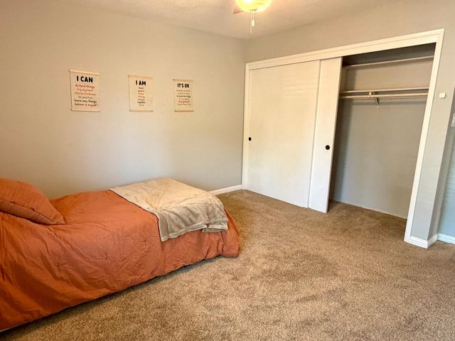 3910 La Honda Way, Carmichael, CA 95608
