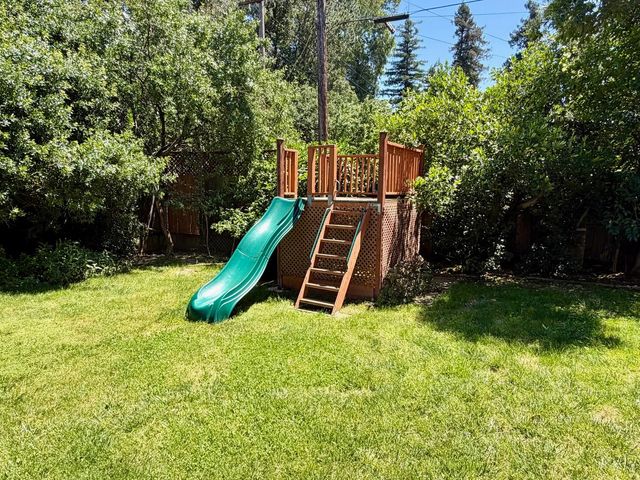3910 La Honda Way, Carmichael, CA 95608