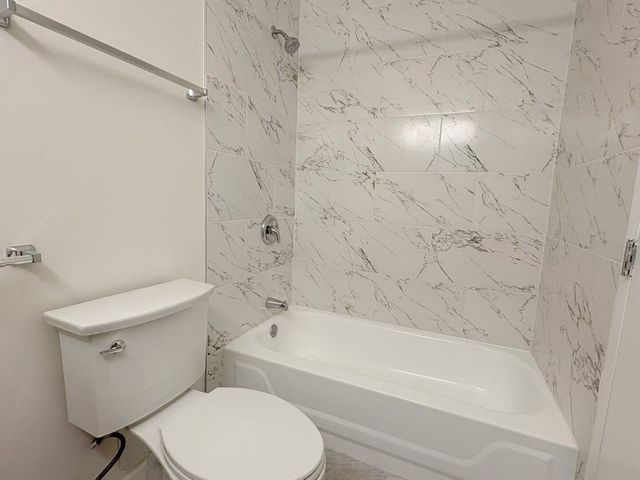 440 N WABASH Street 1807, Chicago, IL 60611