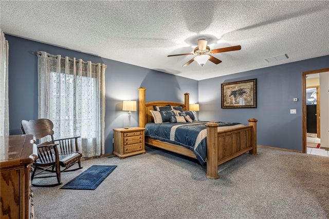 6 Devizis Drive, Bella Vista, AR 72714