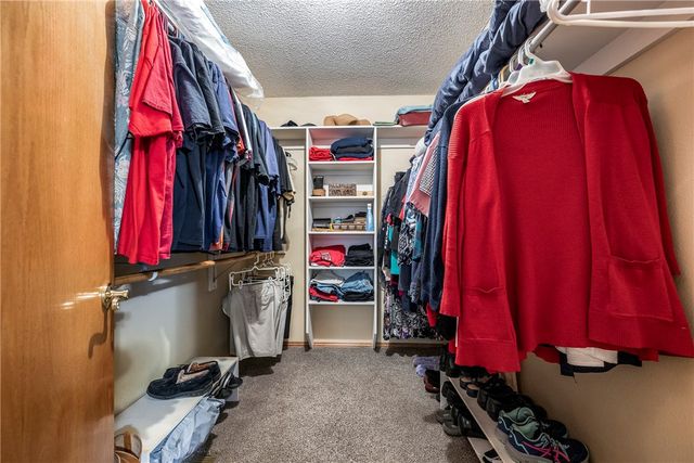 6 Devizis Drive, Bella Vista, AR 72714