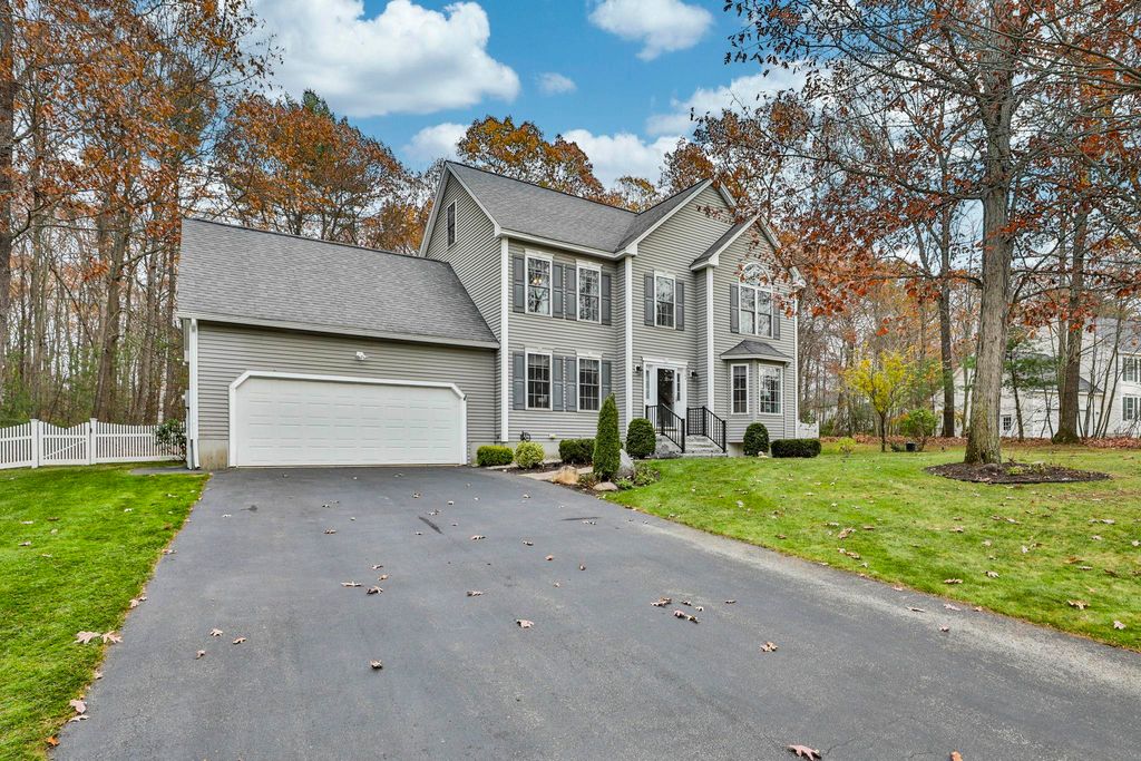 509 Ashley Drive, Pembroke, NH 03275