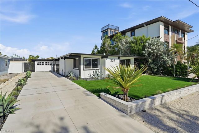 239 Curlew ST, Fort Myers Beach, FL 33931