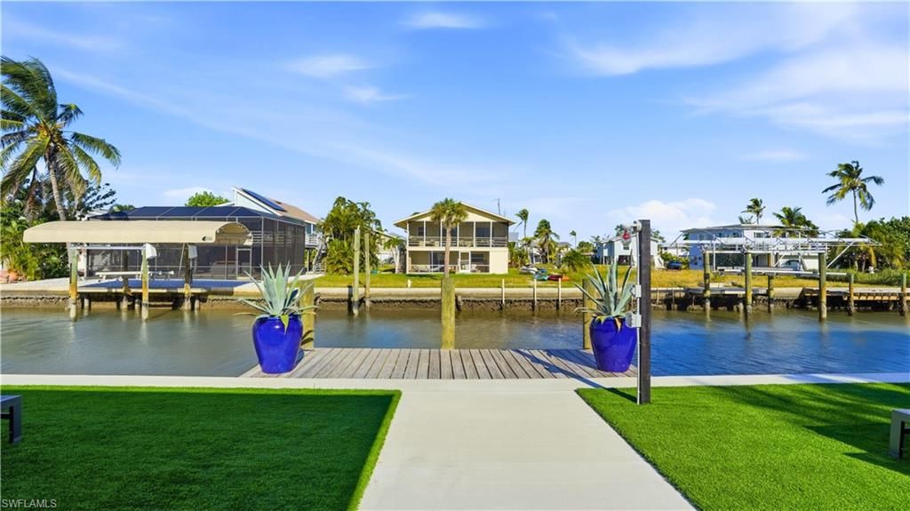 239 Curlew ST, FORT MYERS BEACH, FL 33931 — photo 3