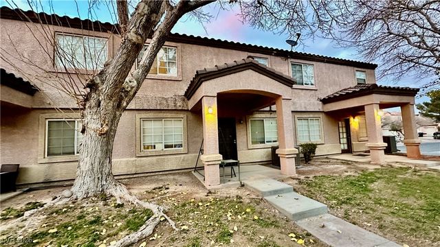 2521 Charleville Avenue 102, Las Vegas, NV 89106