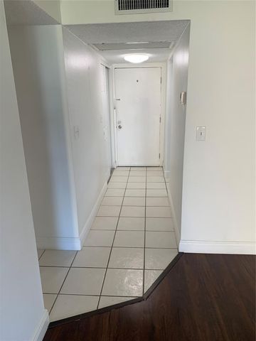 9273 SW 8th Street 206, Boca Raton, FL 33428